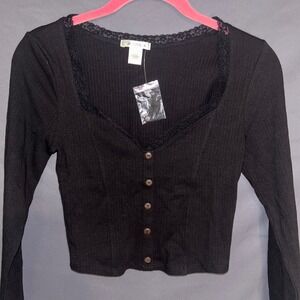 BOZZOLO Black Ribbed Lace and Button Trim Cropped Long Sleeve Top NWOT
